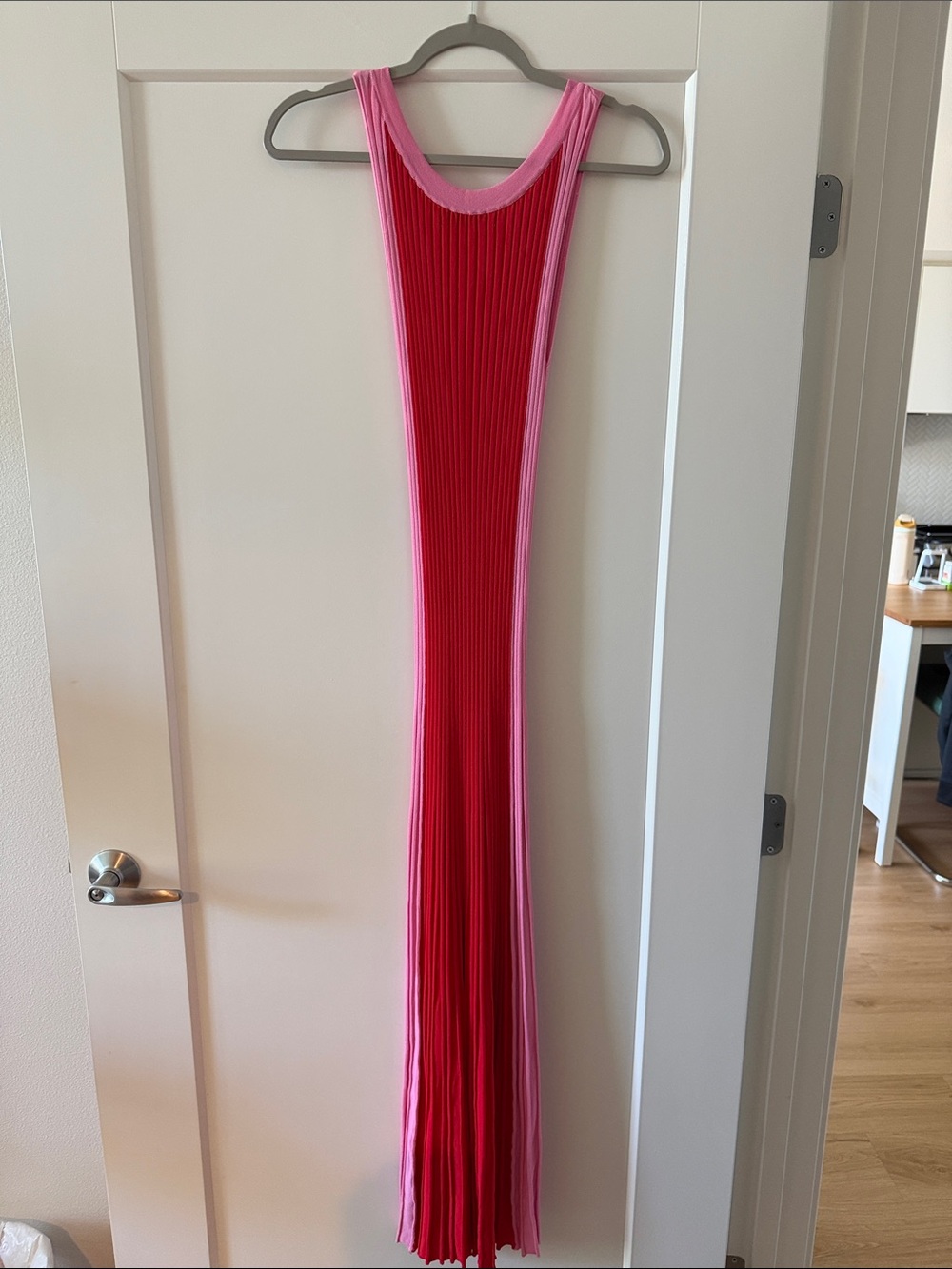 Zara Pink and Red Ribbed Maxi Dress - Picture 2 of 2
